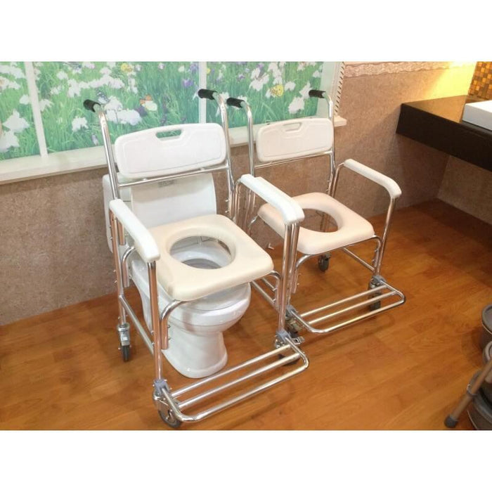 Cadeira Sanitária e de Banho com Rodas e Pés - Ortopedia Almeidas