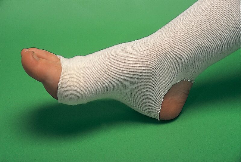 Elastic tubular compression bandage - Bastos Viegas