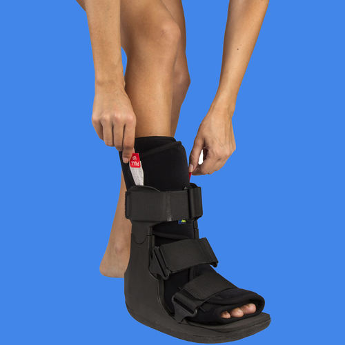 Walker XCELTRAX boot