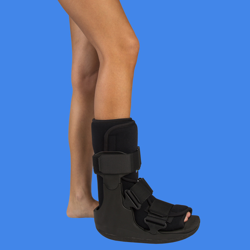 Walker XCELTRAX boot