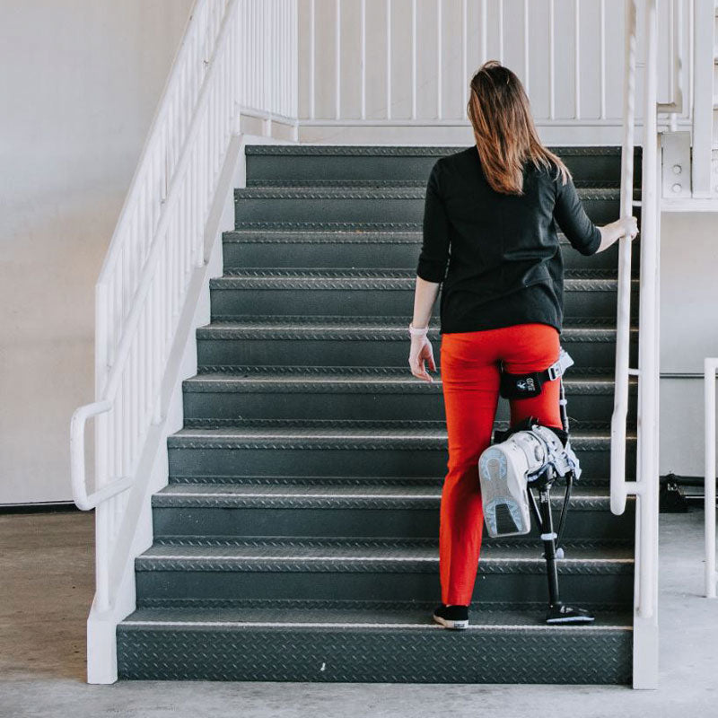 Hands-Free Crutch - iWALK - — Ortopedia Almeidas