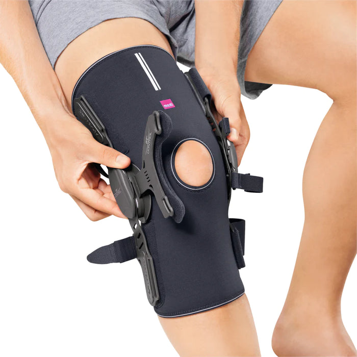 Joelheira medi PT control® - joelheira com regulação de flexão e extensão e tração da rótula