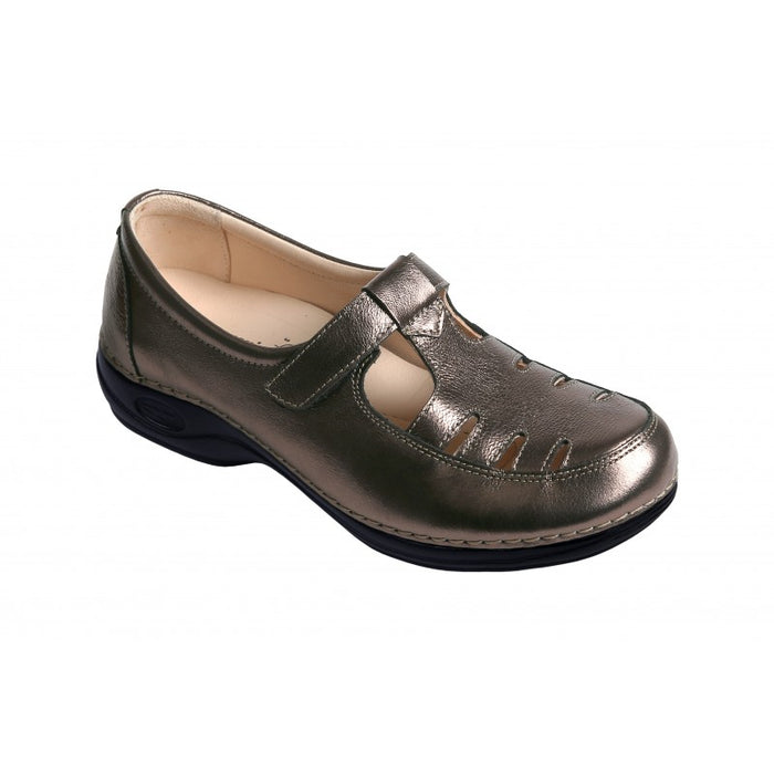 NursingCare Bahamas shoe