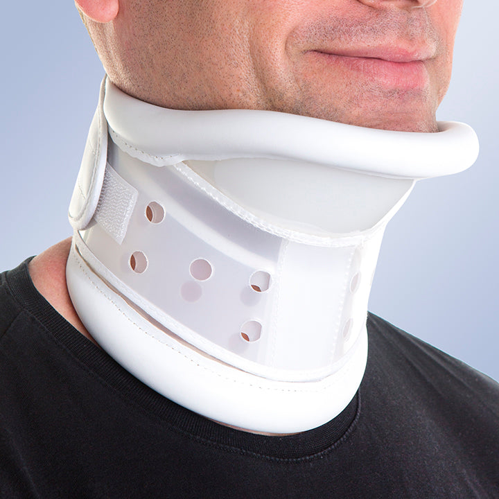 Semi-rigid cervical collar with chin support - ORLIMAN