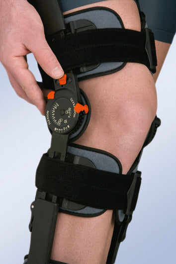 Knee Orthosis with Adjustable Locking 4 Bands - ORLIMAN Activity