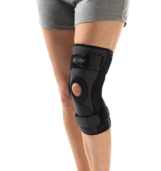 Knee brace with flexion/extension control - DonJoy Playmaker XPERT