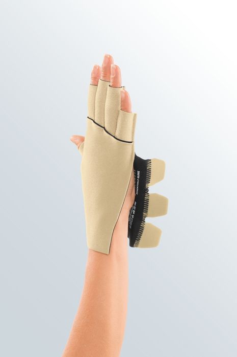 https://ortoalmeidas.pt/cdn/shop/products/circaid-juxtafit-essentials-open-palm-glove-m-43421_465x698.jpg?v=1668529045