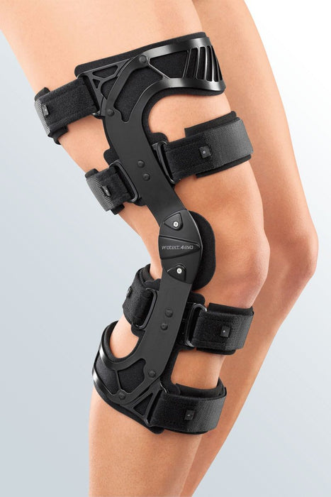 medi protect. 4 evo® - Rigid 4-point knee brace with polycentric bars